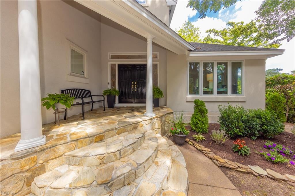 Virginia Beach, Virginia, 23454, United States, 4 Bedrooms Bedrooms, ,4 BathroomsBathrooms,Residential,Active,1914761