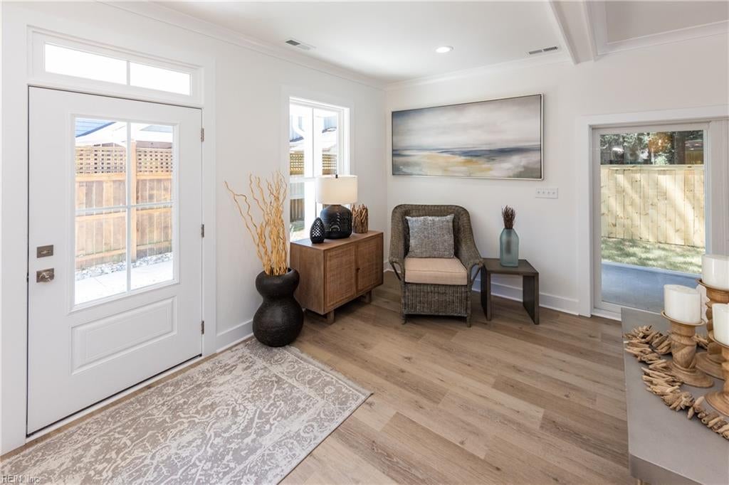 Virginia Beach, Virginia, 23451, United States, 5 Bedrooms Bedrooms, ,4 BathroomsBathrooms,Residential,Active,1914610