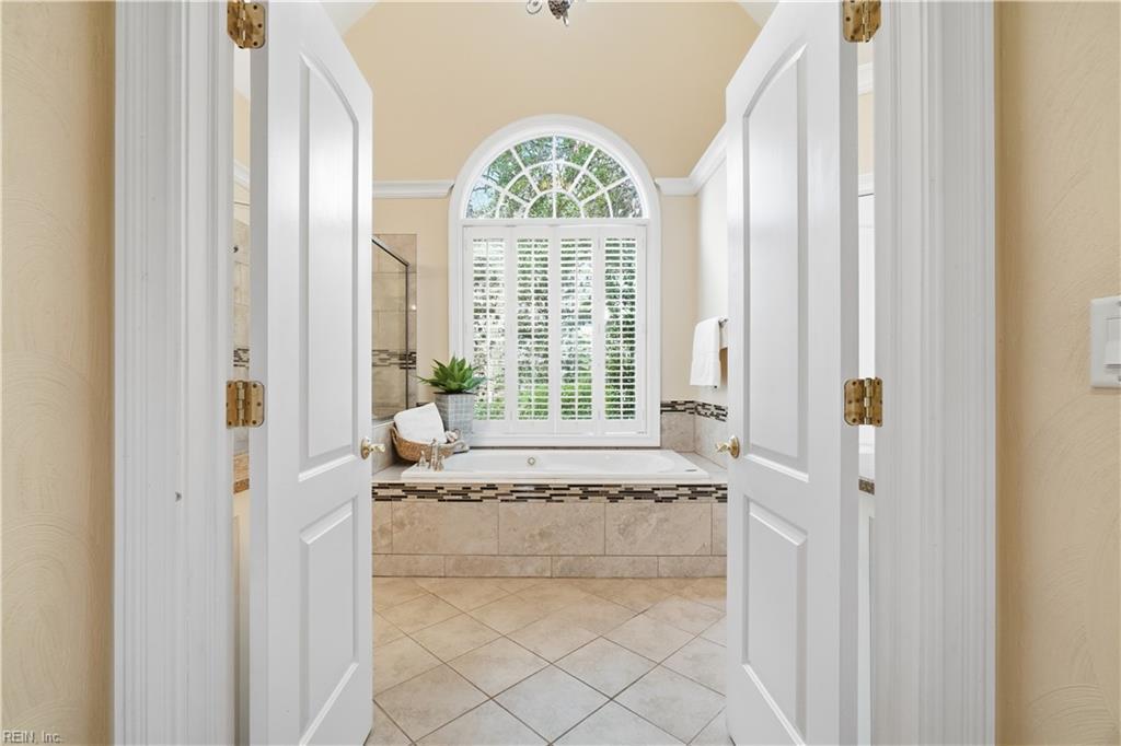 Virginia Beach, Virginia, 23452, United States, 6 Bedrooms Bedrooms, ,5 BathroomsBathrooms,Residential,Active,2001342