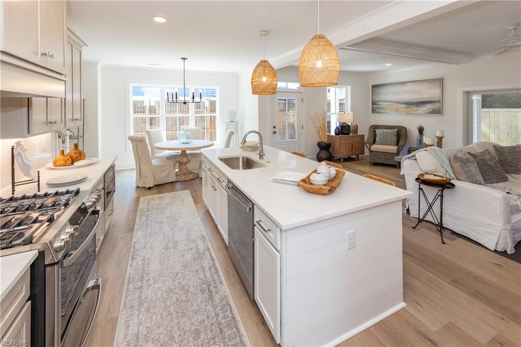 Virginia Beach, Virginia, 23451, United States, 5 Bedrooms Bedrooms, ,4 BathroomsBathrooms,Residential,Active,2006795