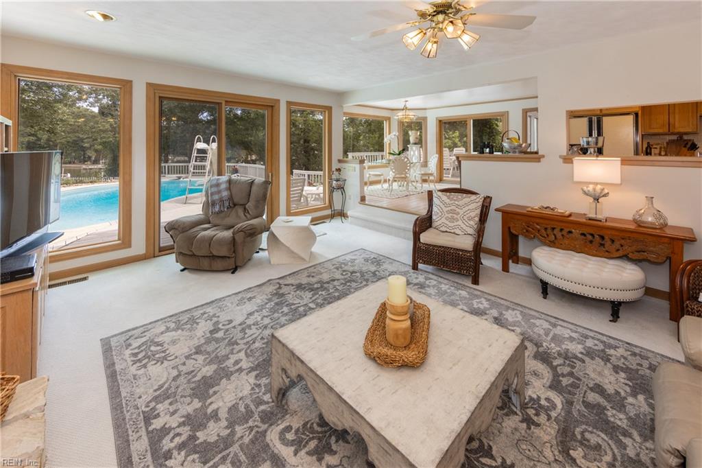 Virginia Beach, Virginia, 23454, United States, 4 Bedrooms Bedrooms, ,4 BathroomsBathrooms,Residential,Active,1914761