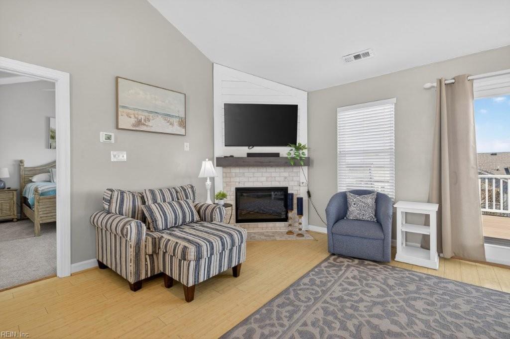 Virginia Beach, Virginia, 23456, United States, 8 Bedrooms Bedrooms, ,7 BathroomsBathrooms,Residential,Active,1992249