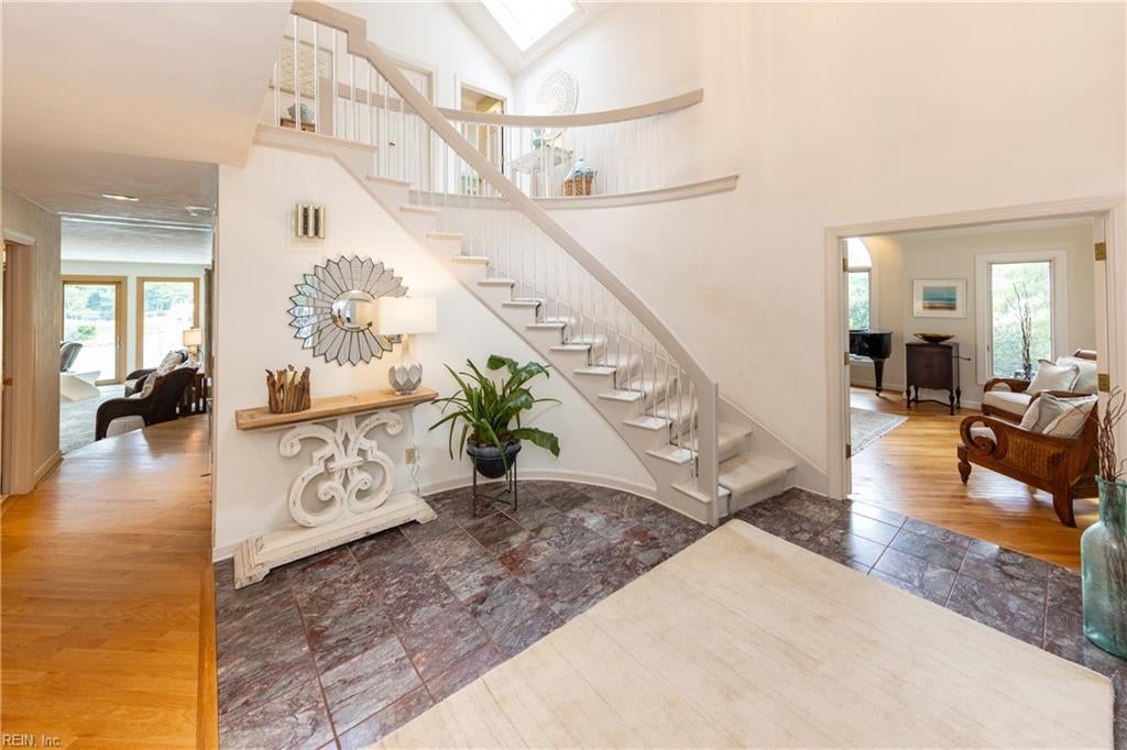 Virginia Beach, Virginia, 23454, United States, 4 Bedrooms Bedrooms, ,4 BathroomsBathrooms,Residential,Active,1914761