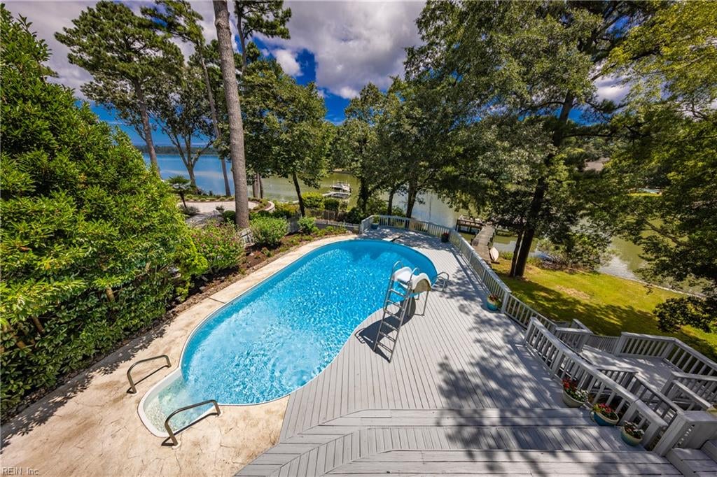 Virginia Beach, Virginia, 23454, United States, 4 Bedrooms Bedrooms, ,4 BathroomsBathrooms,Residential,Active,1914761