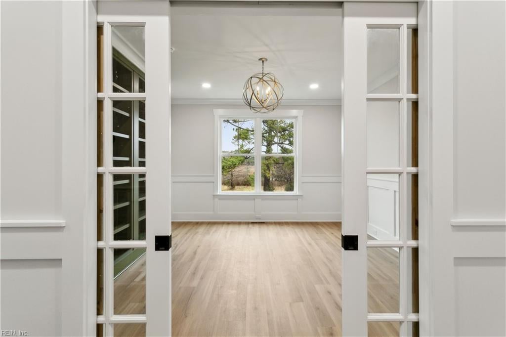 Yorktown, Virginia, 23693, United States, 5 Bedrooms Bedrooms, ,4 BathroomsBathrooms,Residential,Active,1936113