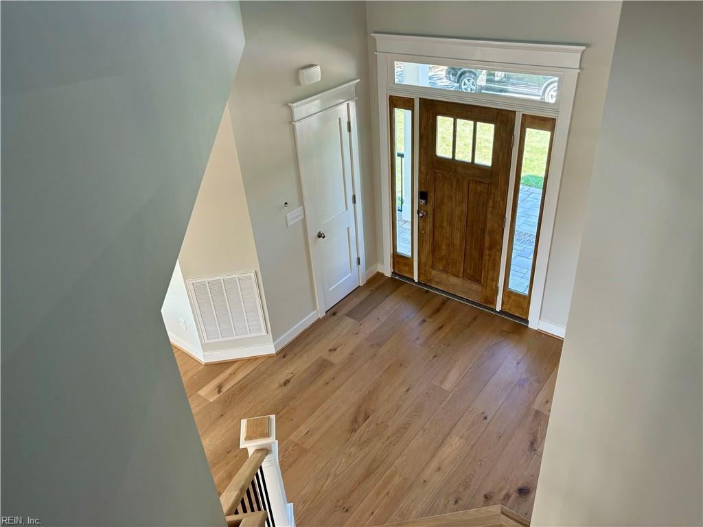 Virginia Beach, Virginia, 23451, United States, 4 Bedrooms Bedrooms, ,4 BathroomsBathrooms,Residential,Active,1904155