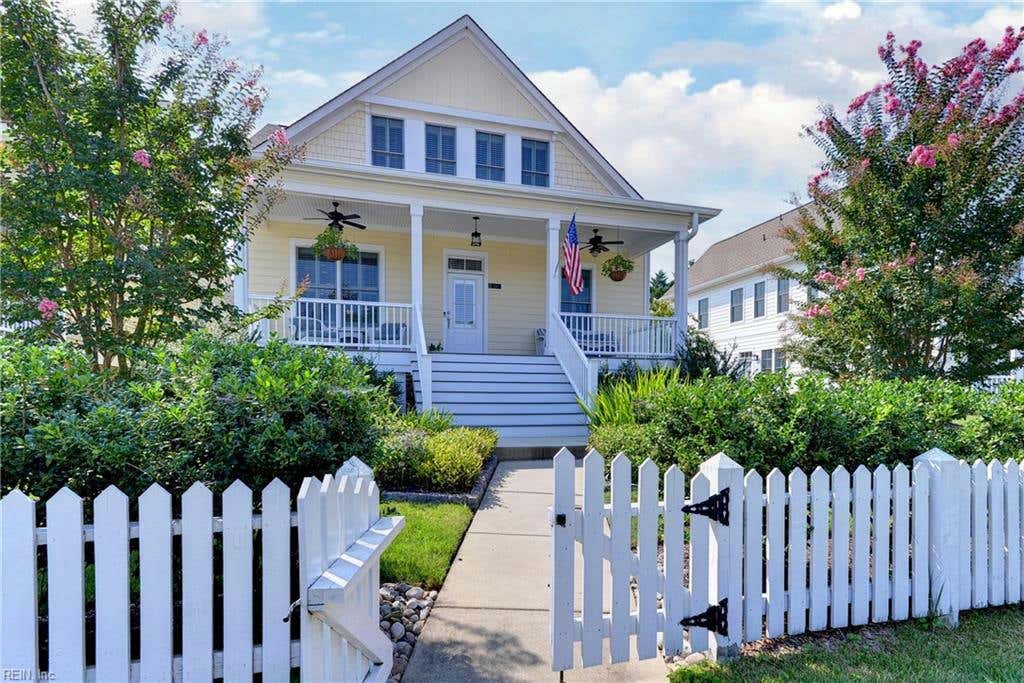 316 PAGE ST, WILLIAMSBURG, VA 23185, photo 1 of 39