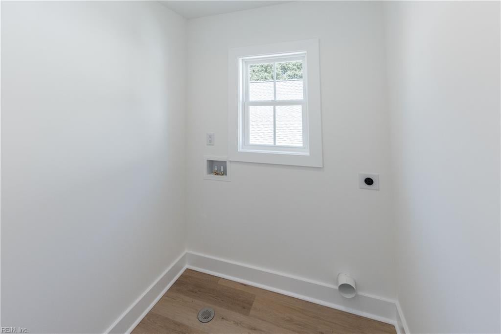 Virginia Beach, Virginia, 23451, United States, 5 Bedrooms Bedrooms, ,4 BathroomsBathrooms,Residential,Active,1914610