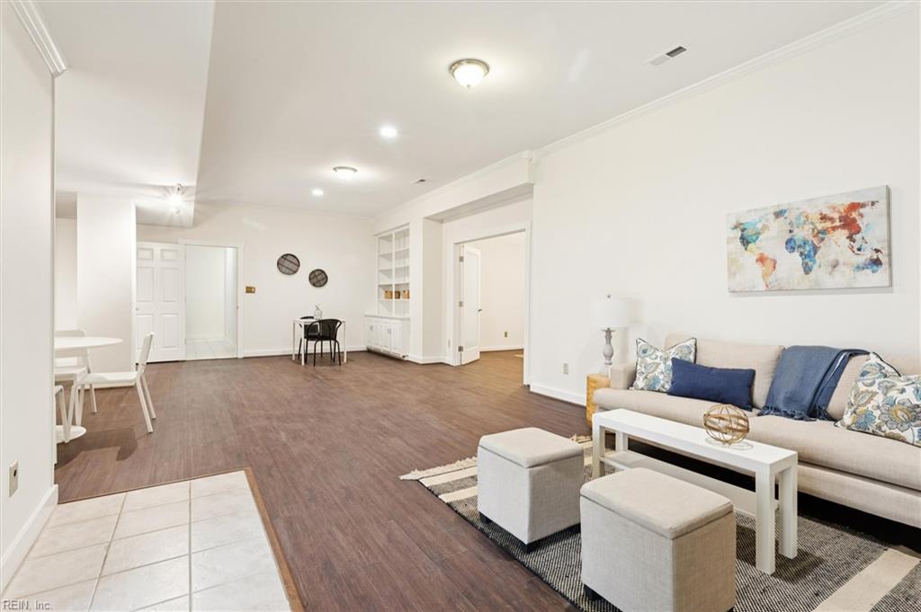 Williamsburg, Virginia, 23185, United States, 5 Bedrooms Bedrooms, ,5 BathroomsBathrooms,Residential,Active,2007960