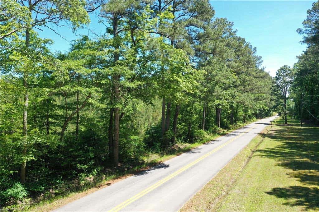 16AC RIDGE RD, COBBS CREEK, VA 23035, photo 1 of 39