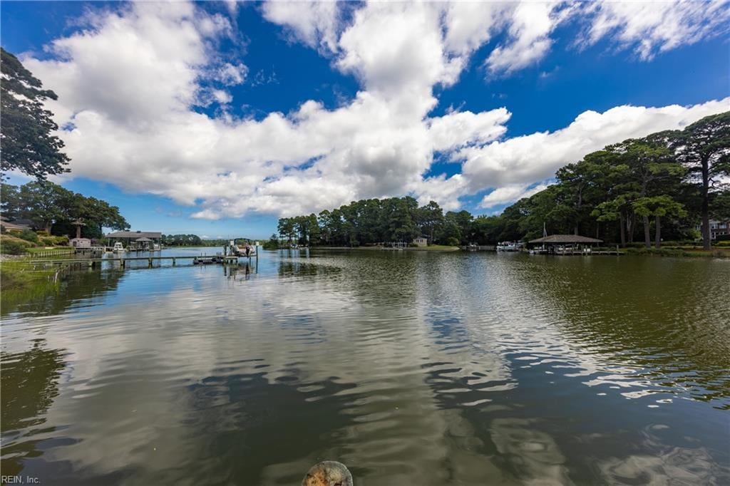 Virginia Beach, Virginia, 23454, United States, 4 Bedrooms Bedrooms, ,4 BathroomsBathrooms,Residential,Active,1914761