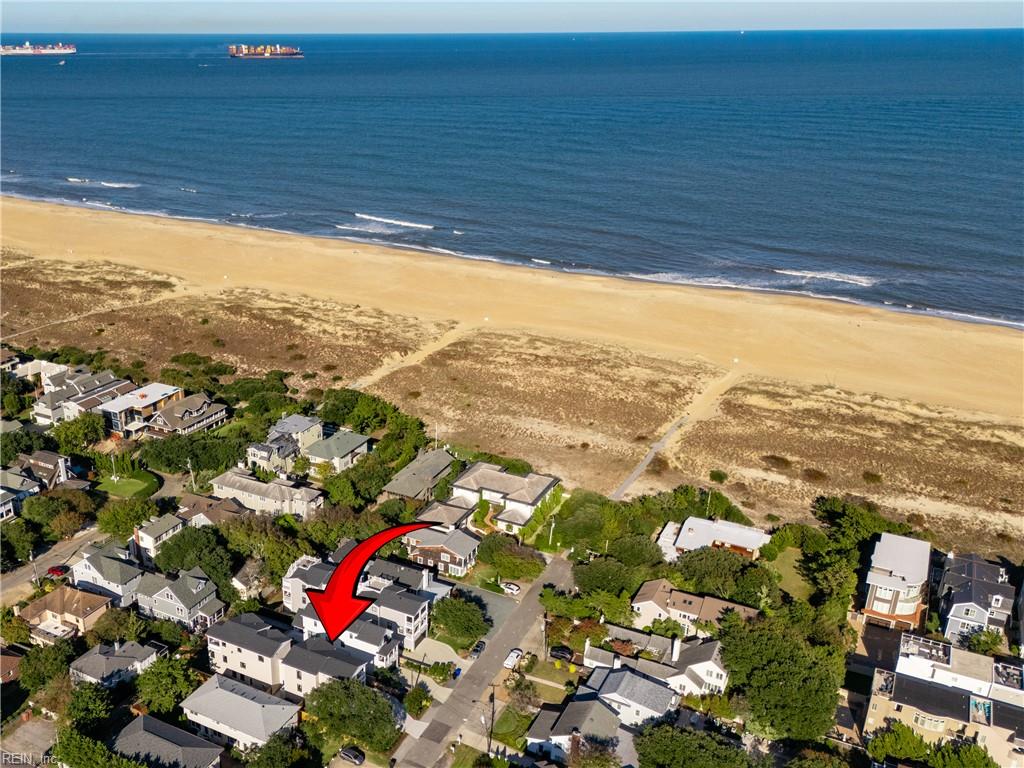 Virginia Beach, Virginia, 23451, United States, 4 Bedrooms Bedrooms, ,4 BathroomsBathrooms,Residential,Active,1961915