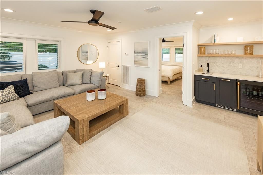 Virginia Beach, Virginia, 23451, United States, 4 Bedrooms Bedrooms, ,4 BathroomsBathrooms,Residential,Active,1929399