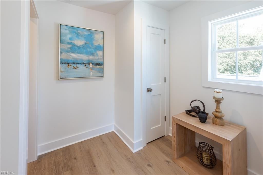 Virginia Beach, Virginia, 23451, United States, 5 Bedrooms Bedrooms, ,4 BathroomsBathrooms,Residential,Active,1914610