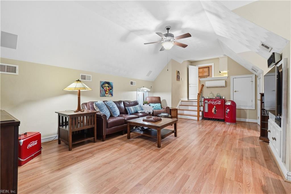 Virginia Beach, Virginia, 23452, United States, 6 Bedrooms Bedrooms, ,5 BathroomsBathrooms,Residential,Active,2001342