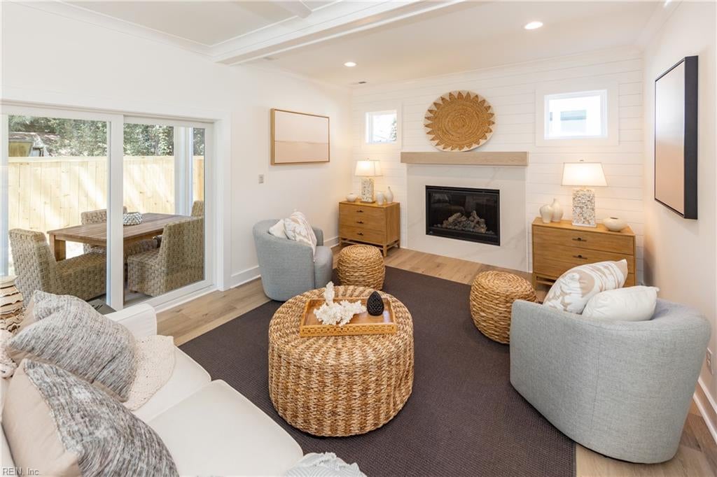 Virginia Beach, Virginia, 23451, United States, 5 Bedrooms Bedrooms, ,4 BathroomsBathrooms,Residential,Active,1914610