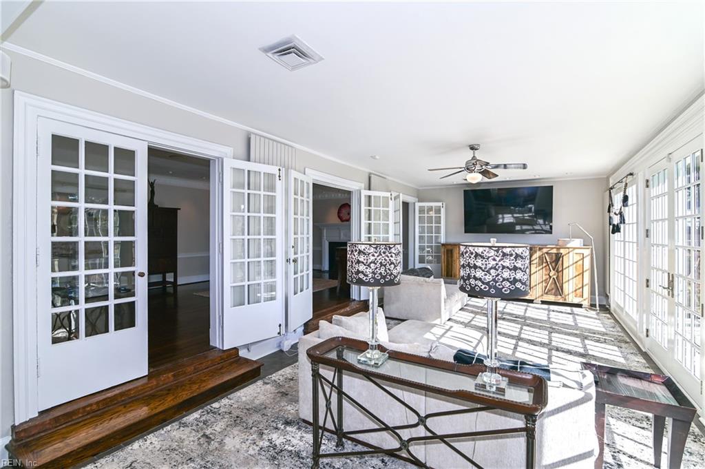 Norfolk, Virginia, 23505, United States, 6 Bedrooms Bedrooms, ,5 BathroomsBathrooms,Residential,Active,1945524