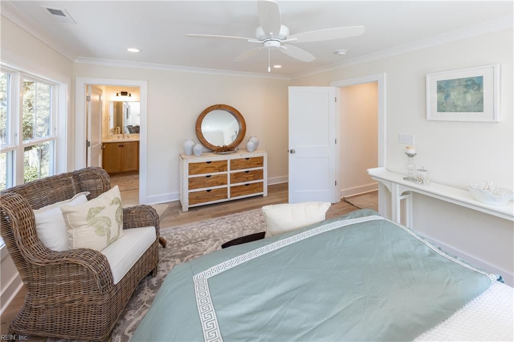 Virginia Beach, Virginia, 23451, United States, 5 Bedrooms Bedrooms, ,4 BathroomsBathrooms,Residential,Active,1914610