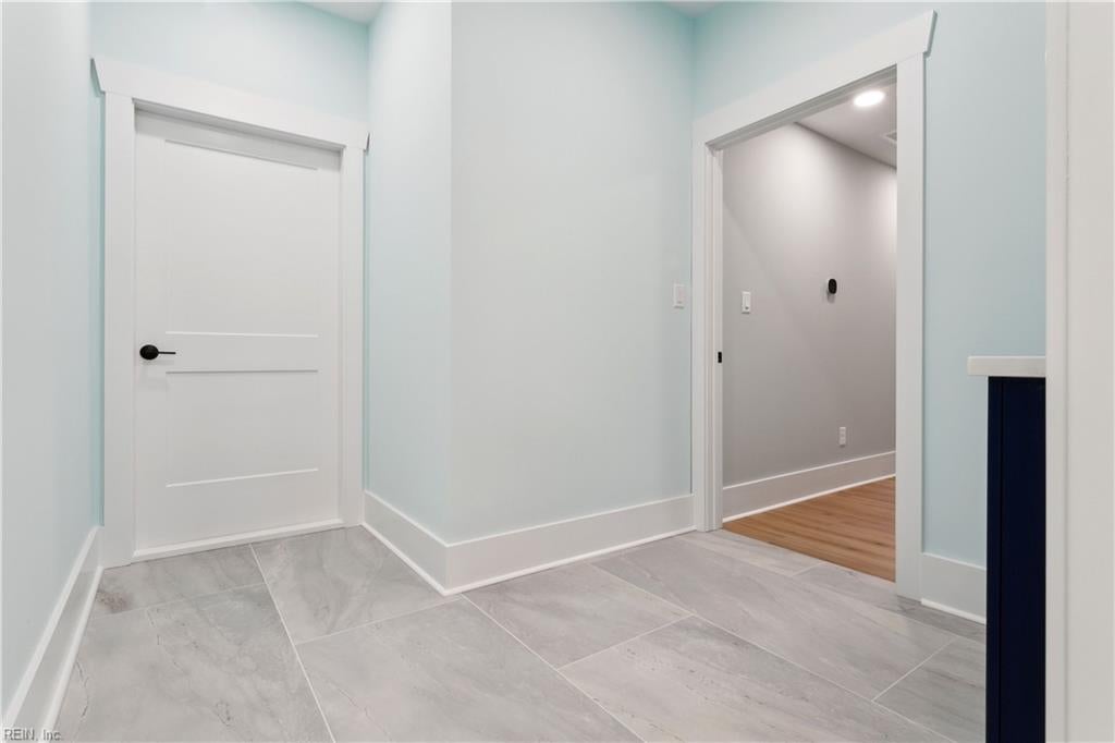 Yorktown, Virginia, 23693, United States, 5 Bedrooms Bedrooms, ,4 BathroomsBathrooms,Residential,Active,1936113