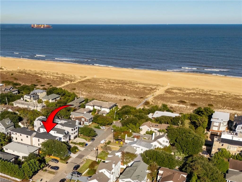 Virginia Beach, Virginia, 23451, United States, 4 Bedrooms Bedrooms, ,4 BathroomsBathrooms,Residential,Active,1961915