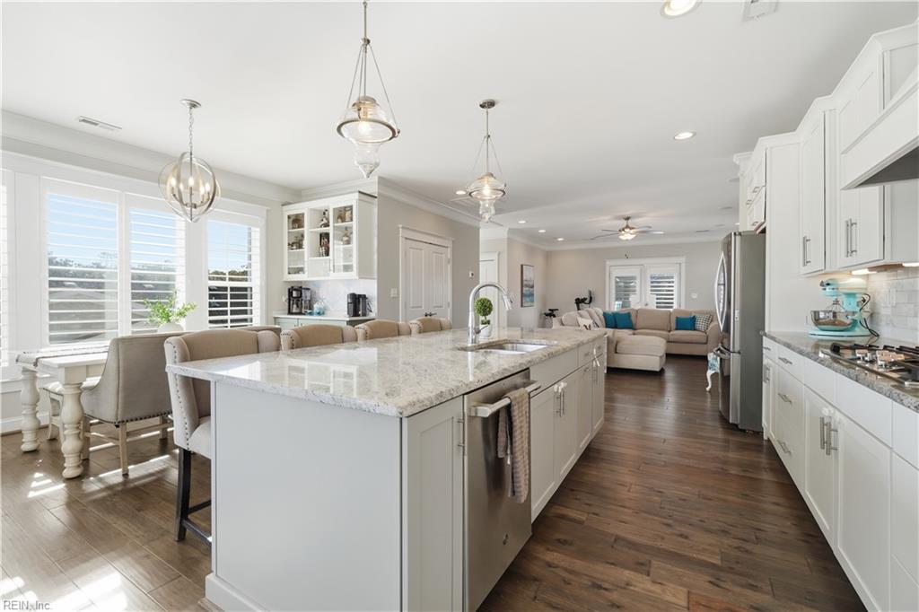 Virginia Beach, Virginia, 23451, United States, 4 Bedrooms Bedrooms, ,4 BathroomsBathrooms,Residential,Active,2008708