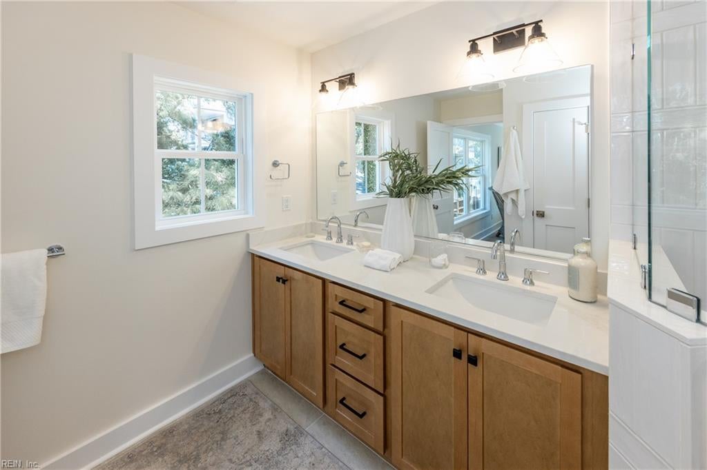 Virginia Beach, Virginia, 23451, United States, 5 Bedrooms Bedrooms, ,4 BathroomsBathrooms,Residential,Active,1914610