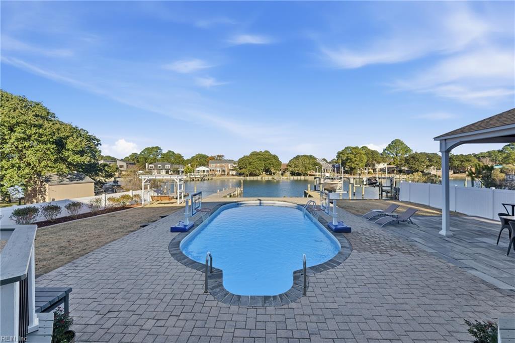 Virginia Beach, Virginia, 23451, United States, 5 Bedrooms Bedrooms, ,4 BathroomsBathrooms,Residential,Active,2006950