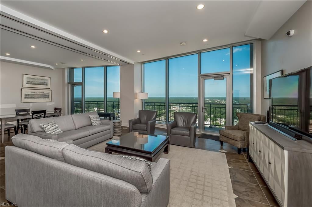 Virginia Beach, Virginia, 23462, United States, 3 Bedrooms Bedrooms, ,3 BathroomsBathrooms,Residential,Active,1965844