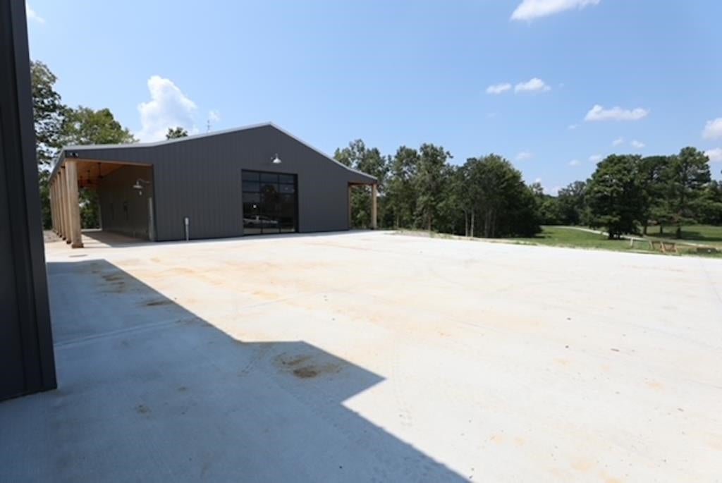 Bowling Green, Kentucky, 42101, United States, 3 Bedrooms Bedrooms, ,2 BathroomsBathrooms,Residential,Active,1920252