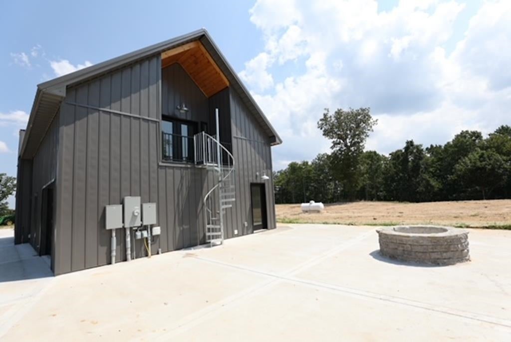 Bowling Green, Kentucky, 42101, United States, 3 Bedrooms Bedrooms, ,2 BathroomsBathrooms,Residential,Active,1920252
