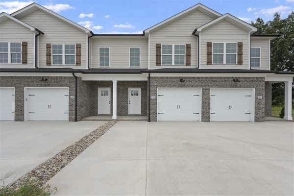 585 YULAN CIR, BOWLING GREEN, KY 42104 - Image 1