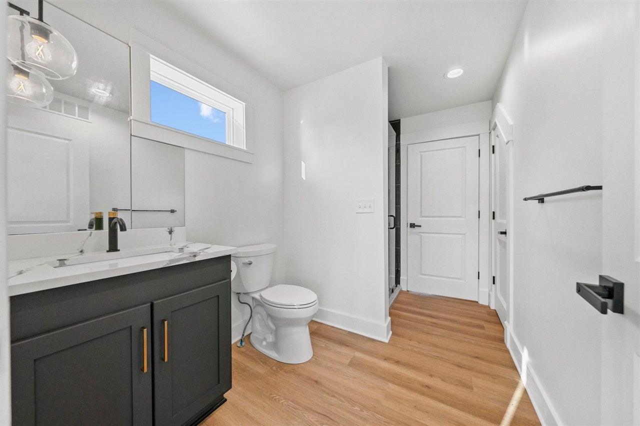 Bowling Green, Kentucky, 42101, United States, 3 Bedrooms Bedrooms, ,2 BathroomsBathrooms,Residential,Active,1920252