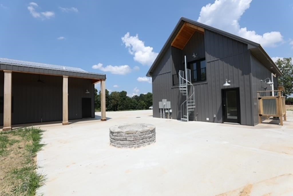 Bowling Green, Kentucky, 42101, United States, 3 Bedrooms Bedrooms, ,2 BathroomsBathrooms,Residential,Active,1920252