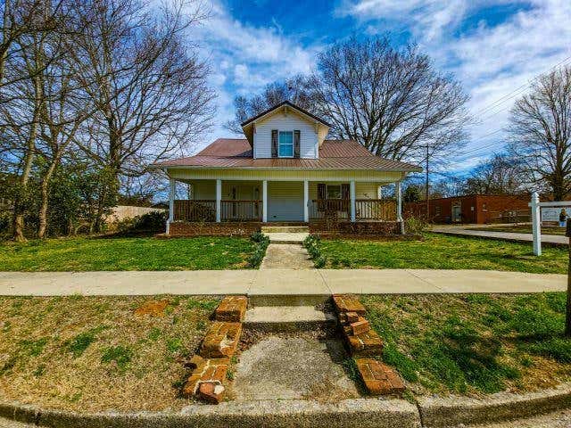 191 S BREATHITT ST, RUSSELLVILLE, KY 42276, photo 1 of 50