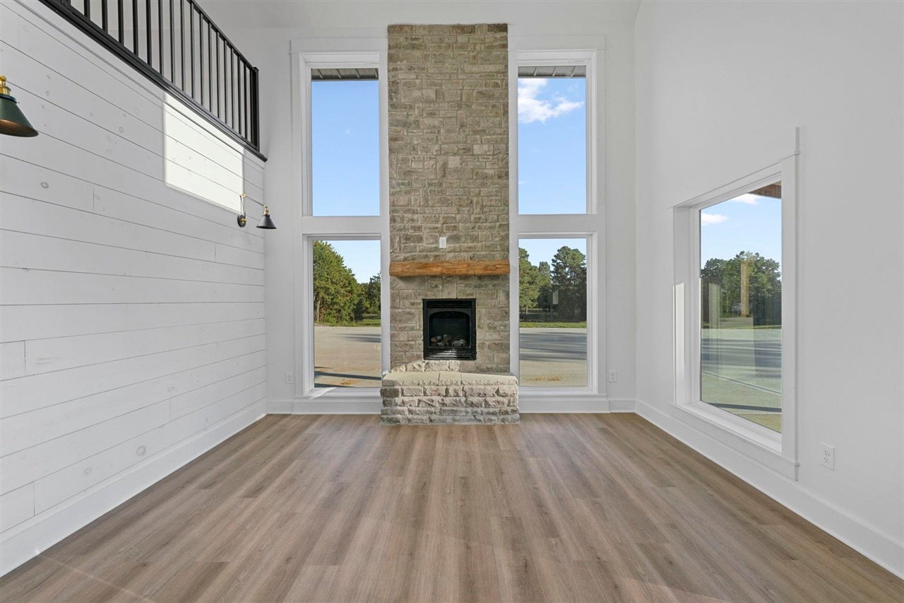 Bowling Green, Kentucky, 42101, United States, 3 Bedrooms Bedrooms, ,2 BathroomsBathrooms,Residential,Active,1920252