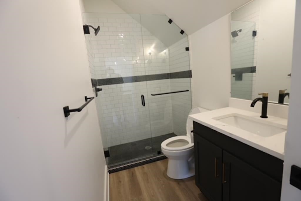 Bowling Green, Kentucky, 42101, United States, 3 Bedrooms Bedrooms, ,2 BathroomsBathrooms,Residential,Active,1920252