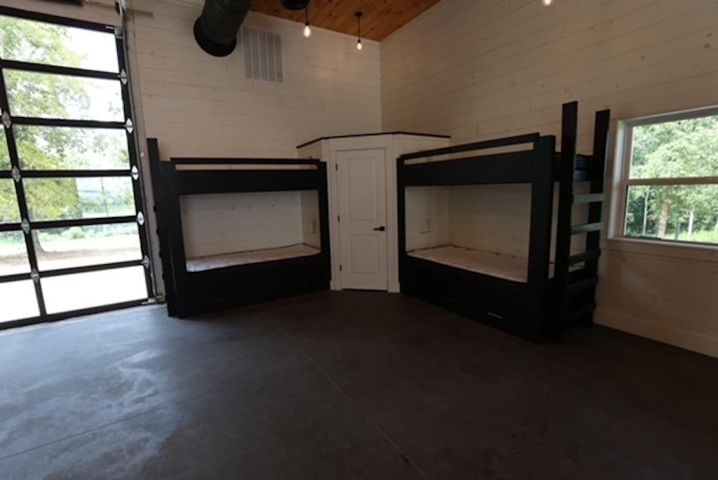 Bowling Green, Kentucky, 42101, United States, 3 Bedrooms Bedrooms, ,2 BathroomsBathrooms,Residential,Active,1920252