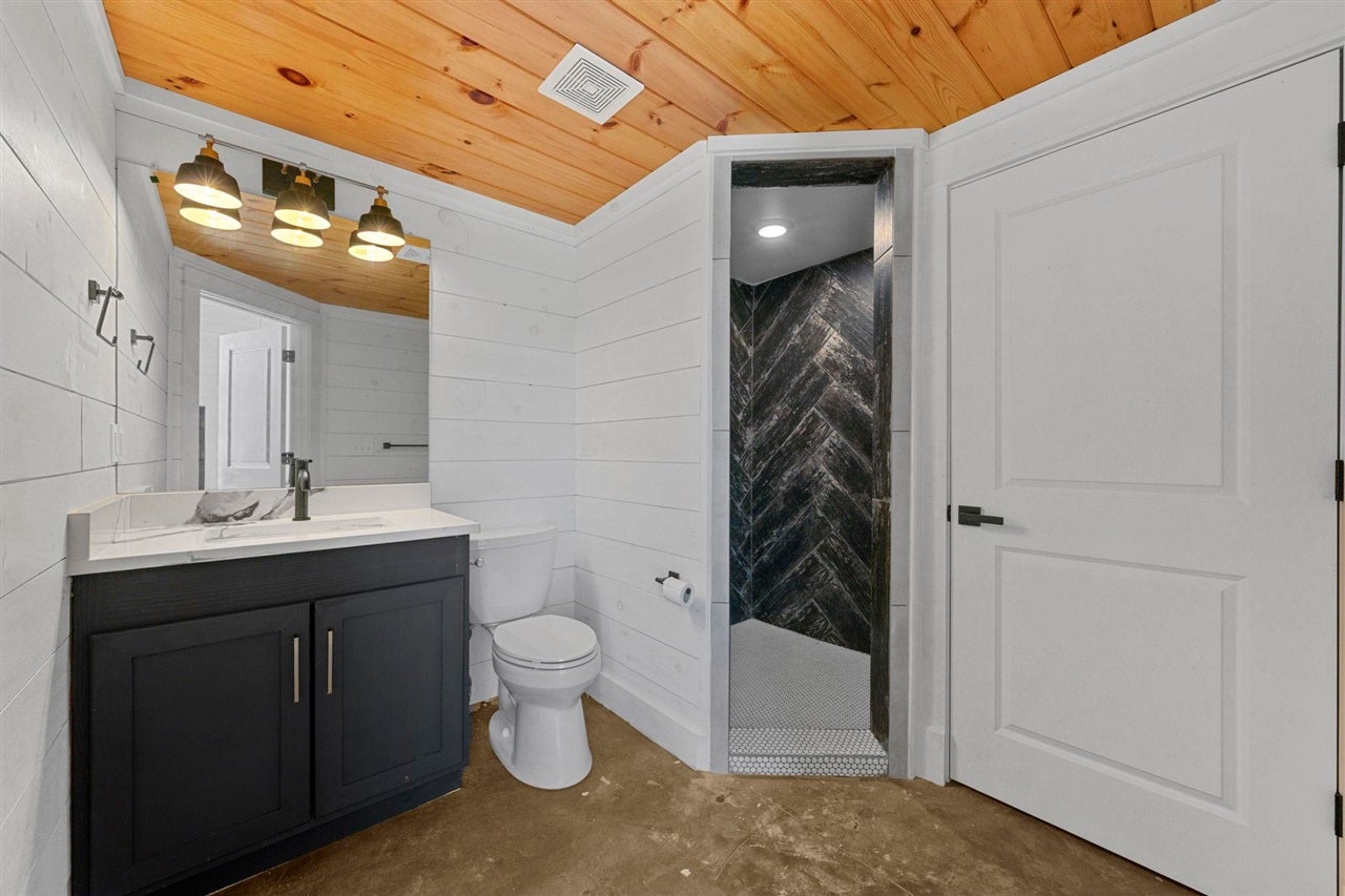 Bowling Green, Kentucky, 42101, United States, 3 Bedrooms Bedrooms, ,2 BathroomsBathrooms,Residential,Active,1920252