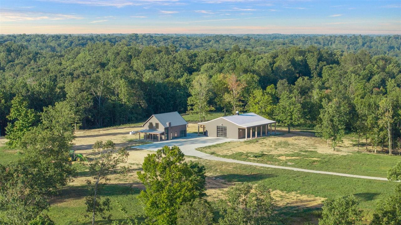 Bowling Green, Kentucky, 42101, United States, 3 Bedrooms Bedrooms, ,2 BathroomsBathrooms,Residential,Active,1920252