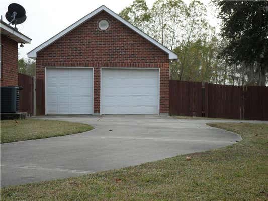 880 JASON DR, BELLE CHASSE, LA 70037, photo 2 of 33