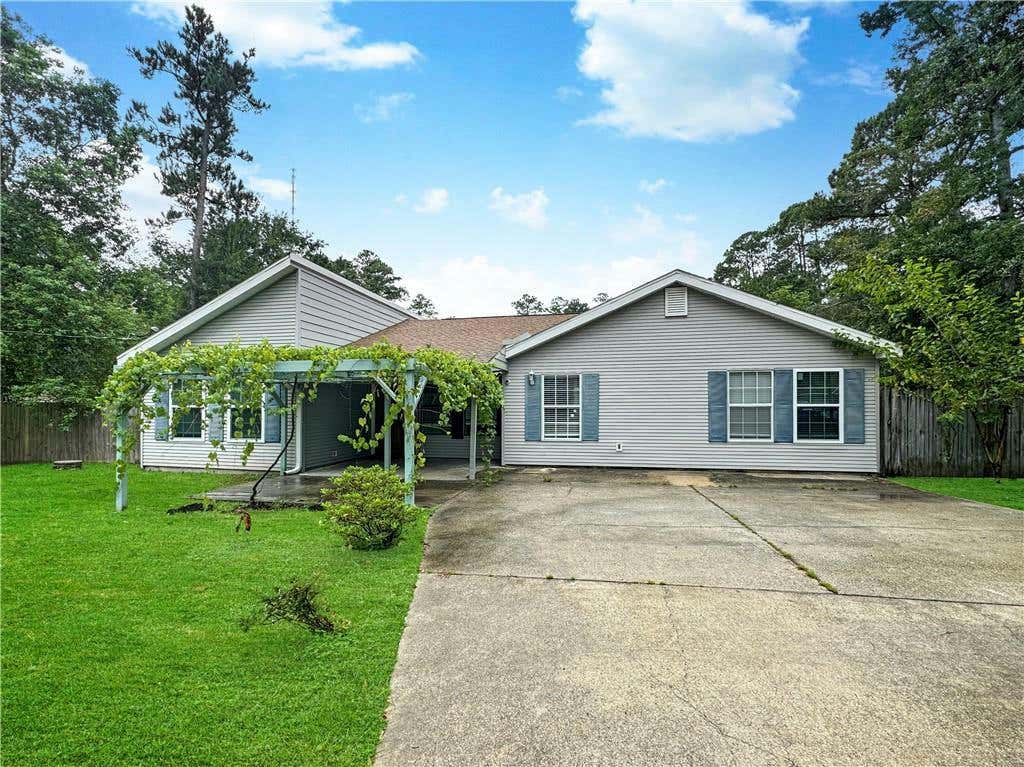 60447 SAPPHIRE ST, LACOMBE, LA 70445, photo 1 of 16