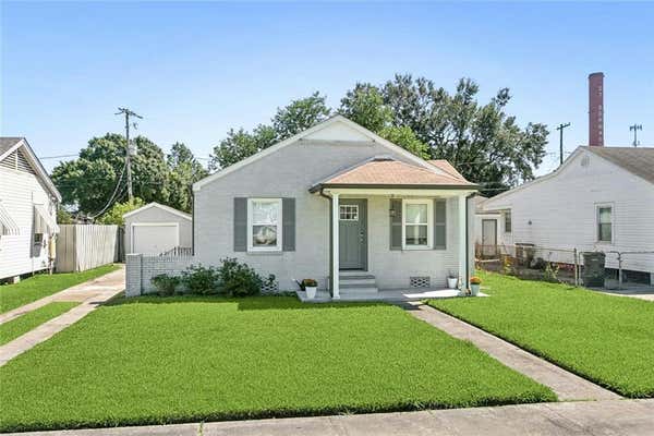 19 W CHALMETTE CIR, CHALMETTE, LA 70043 - Image 1