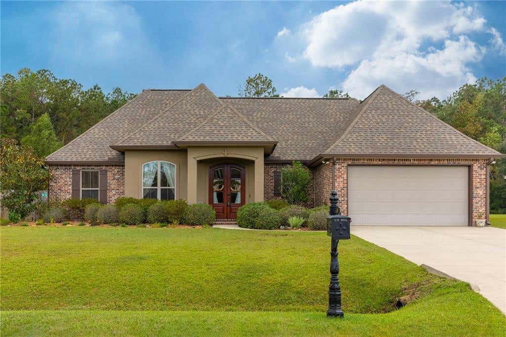 244 FAYEDAYE DR, MADISONVILLE, LA 70447, photo 1 of 28