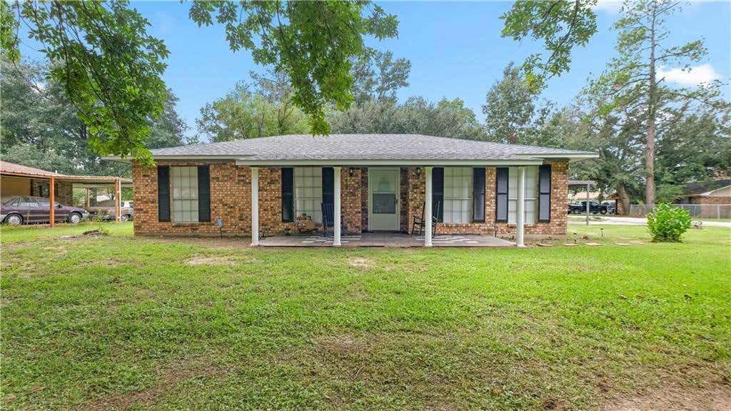 831 BENJAMIN DR, MARKSVILLE, LA 71351, photo 1 of 27