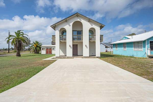 4 TOMAHAWK TRL, ROCKPORT, TX 78382 - Image 1