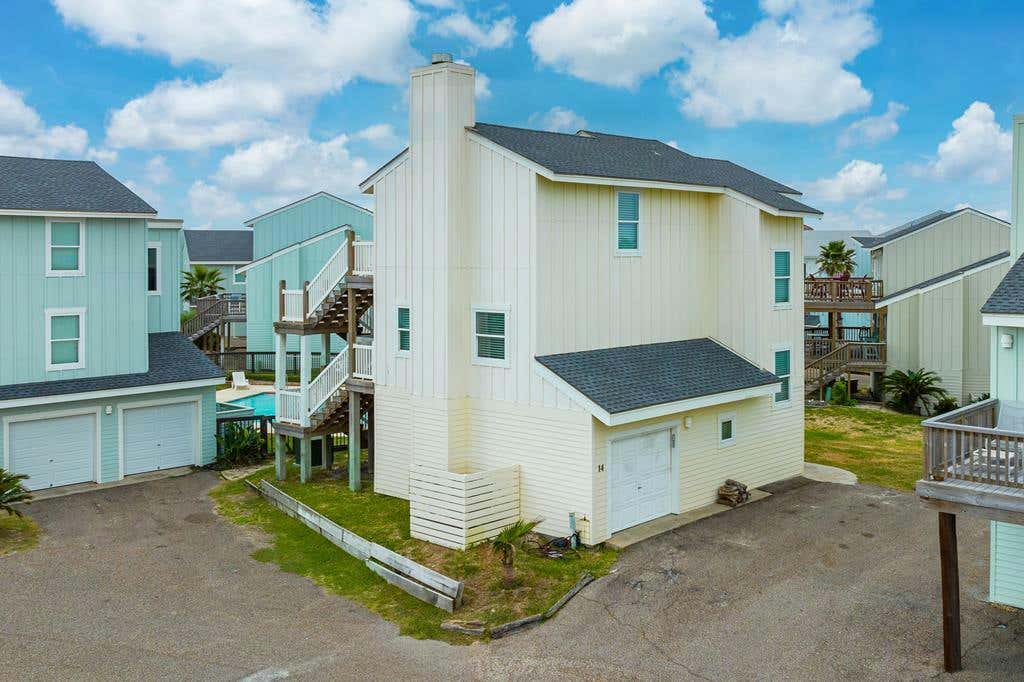 6871 STATE HIGHWAY 361 # 14, PORT ARANSAS, TX 78373, photo 1 of 36