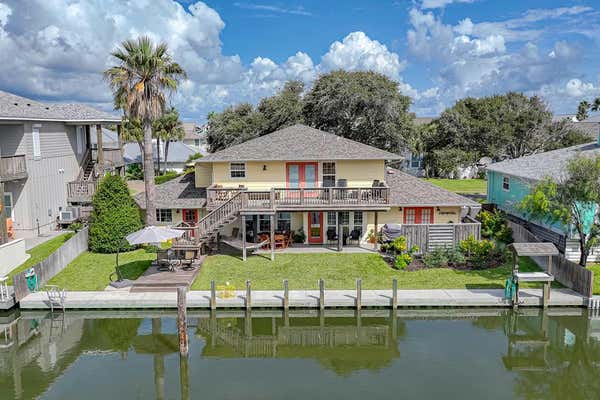 4 PELICAN DR, ROCKPORT, TX 78382 - Image 1