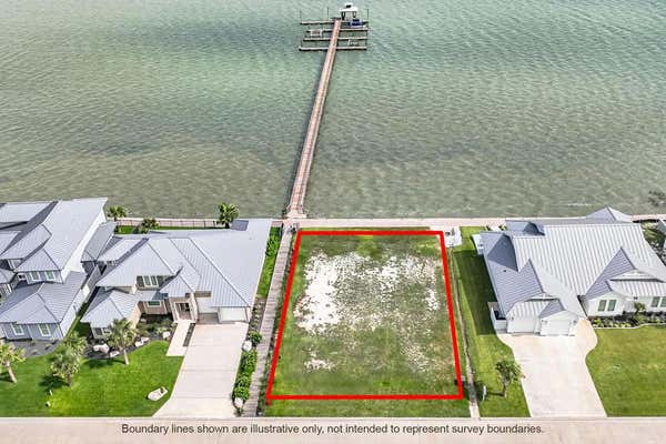 212 RESERVE LN, ROCKPORT, TX 78382 - Image 1