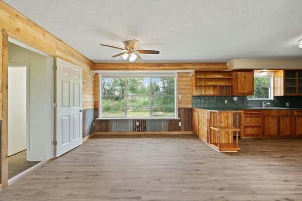 9871 COUNTY ROAD 115, KENEDY, TX 78119 - Image 1