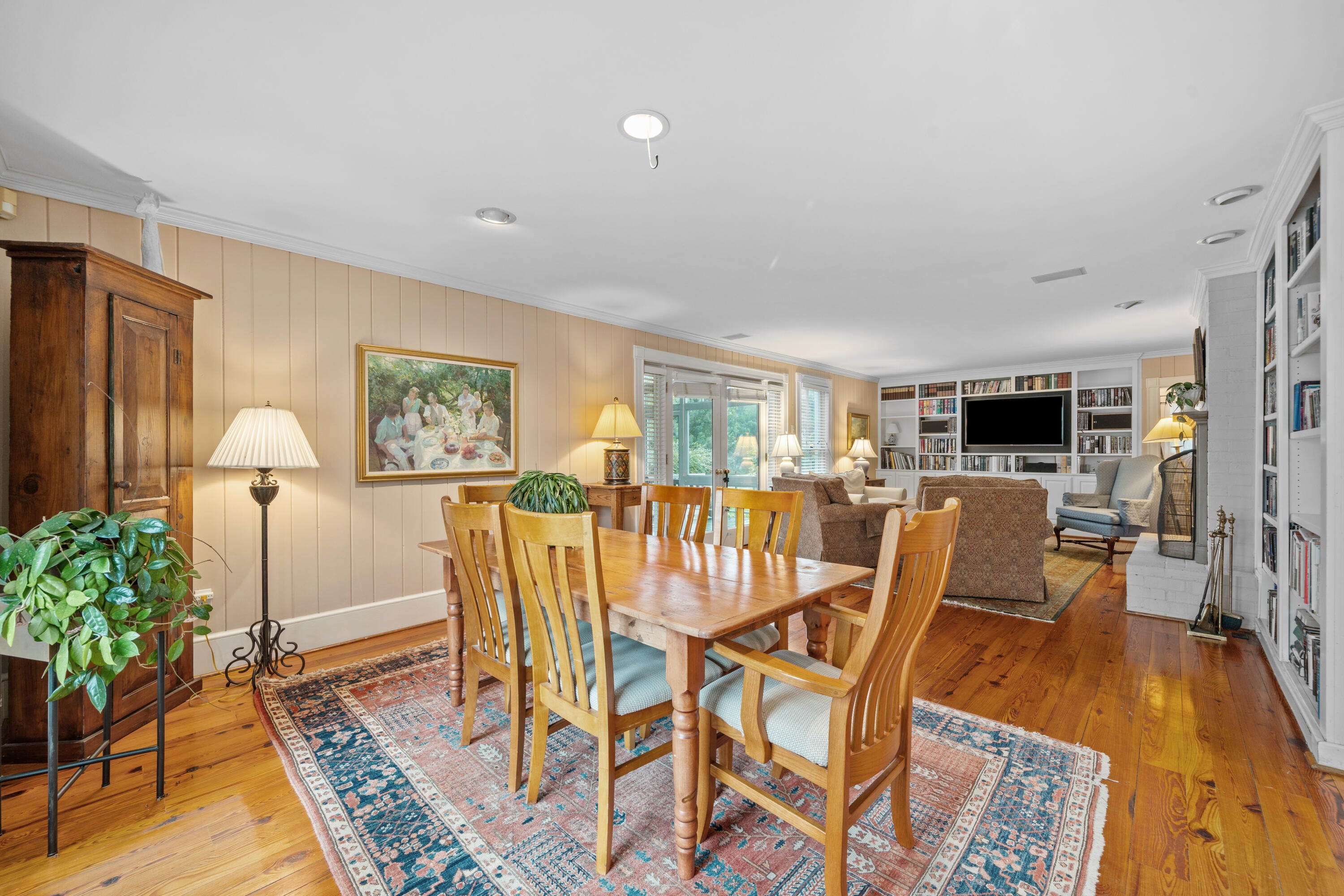 Troutville, Virginia, 24175, United States, 5 Bedrooms Bedrooms, ,4 BathroomsBathrooms,Residential,Active,1965837